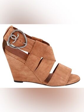 Chanel Authentic Vintage Tan Suede Heart CC Logo Buckle Wedge Sandals 38.5 US 8